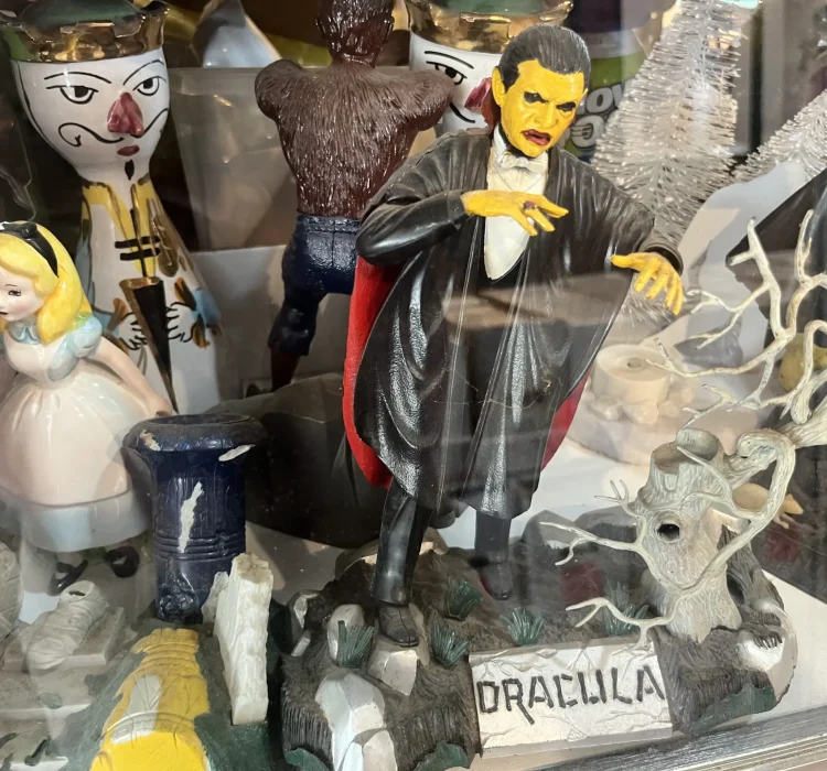 1900s figures and sculptures Belleville IL